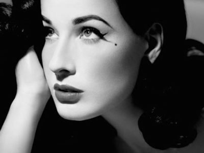 Dita-von-Teese-Drawing-6