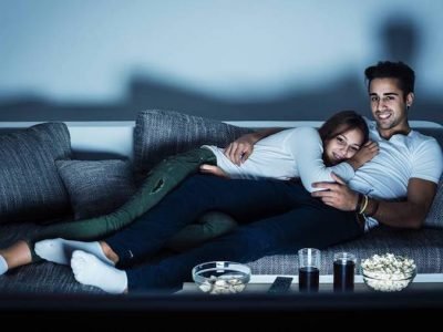 REGARDER SERIE EN COUPLE